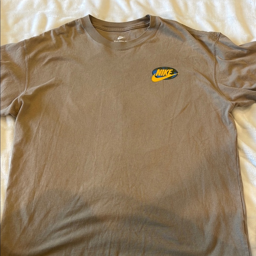 Nike Brown Short Sleeve Tee Casual Comfort